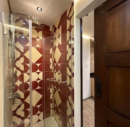 Apartment Prime End Sunset View Unit In Makati